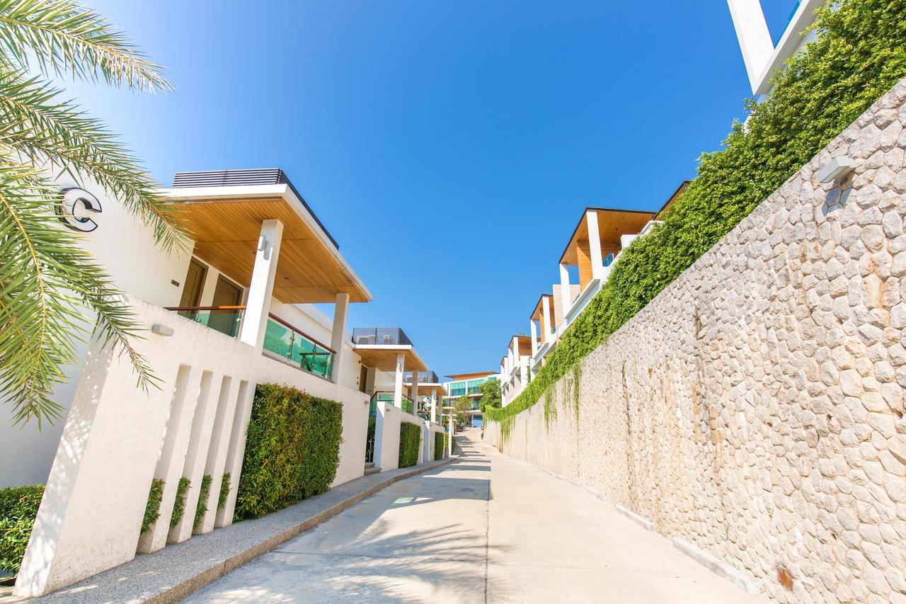 ホテル ウィンダム グランド プーケット カリム ベイ パトン エクステリア 写真 Residential villas at the resort